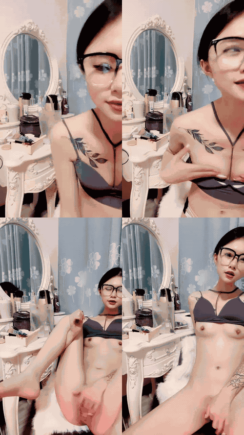 恋爱优等生_清纯小妹性感骚穴_扣的水嫩多汁超诱人_preview_1_compressed.gif.gif