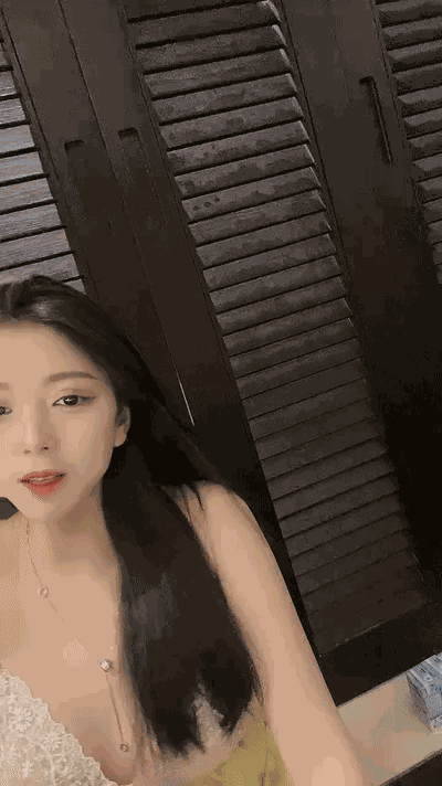 1 (1)_compressed.gif