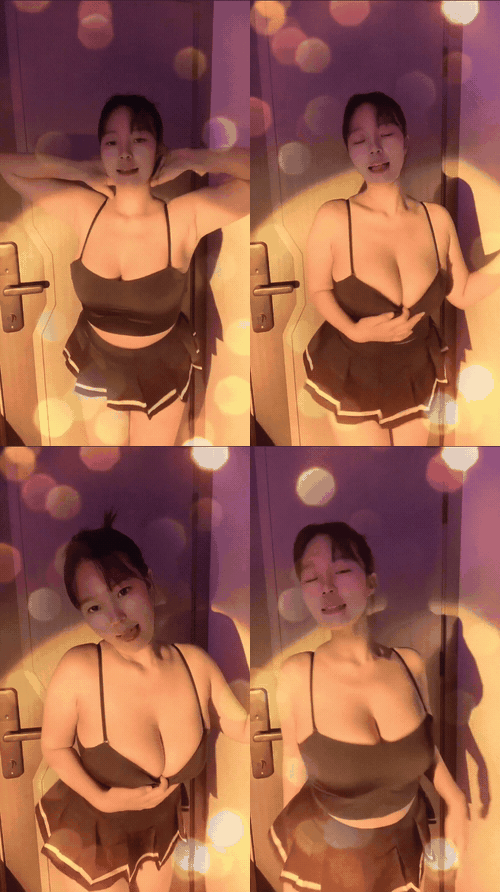 快手微胖丰满【臭宝】疯狂揉捏超大巨乳，大奶头哦，超带感抠逼自慰_preview_1.gif.gif