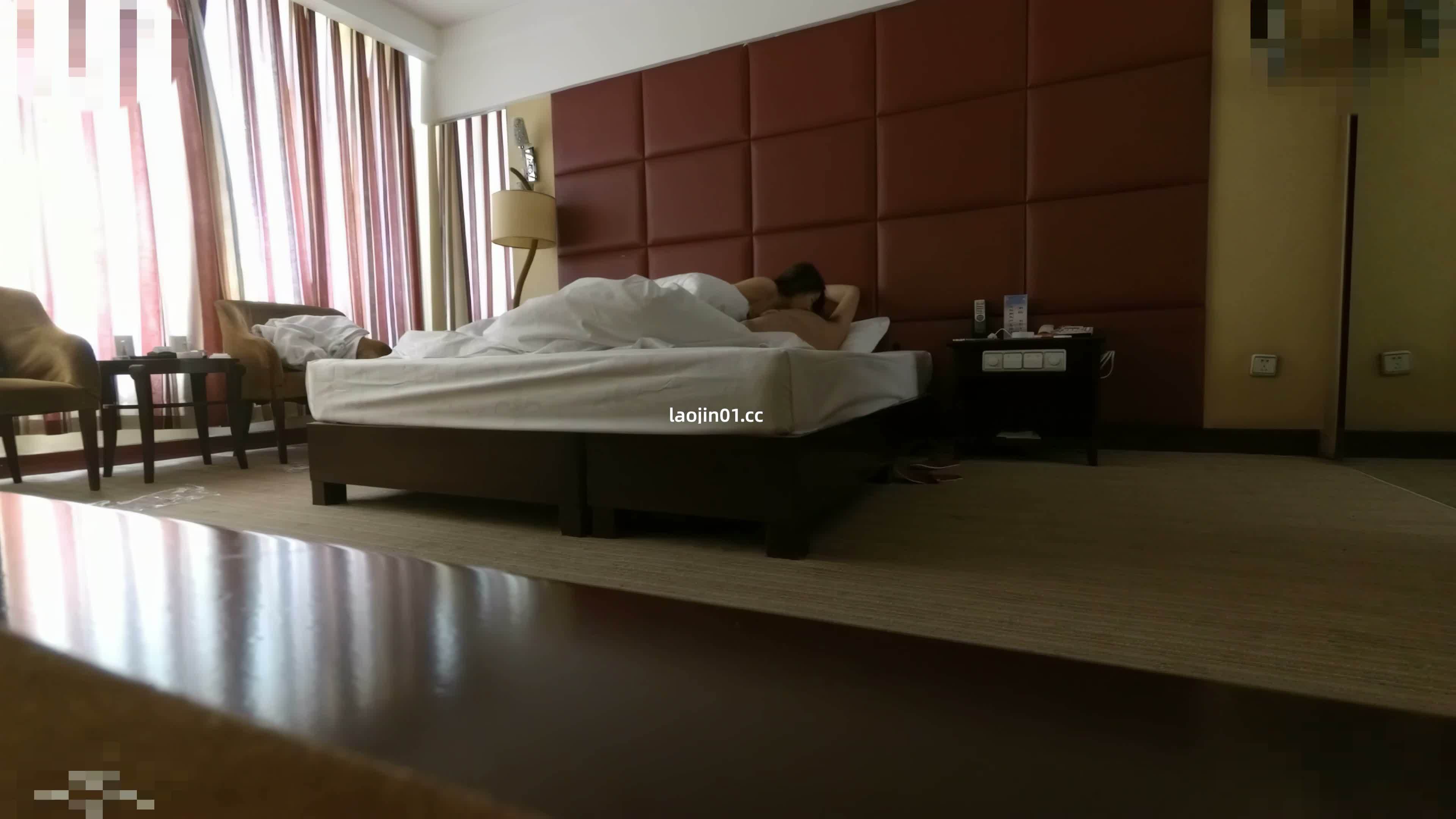 01.jpg
