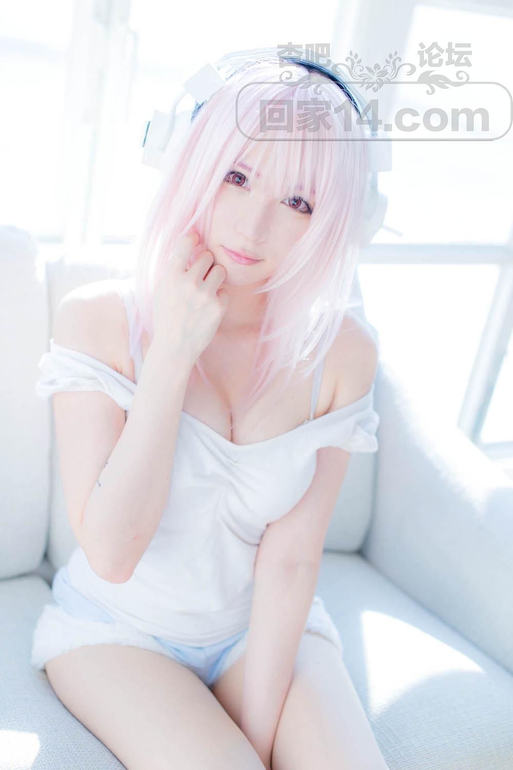 21152f58d0db441cb40f0ea1cae31814.jpeg