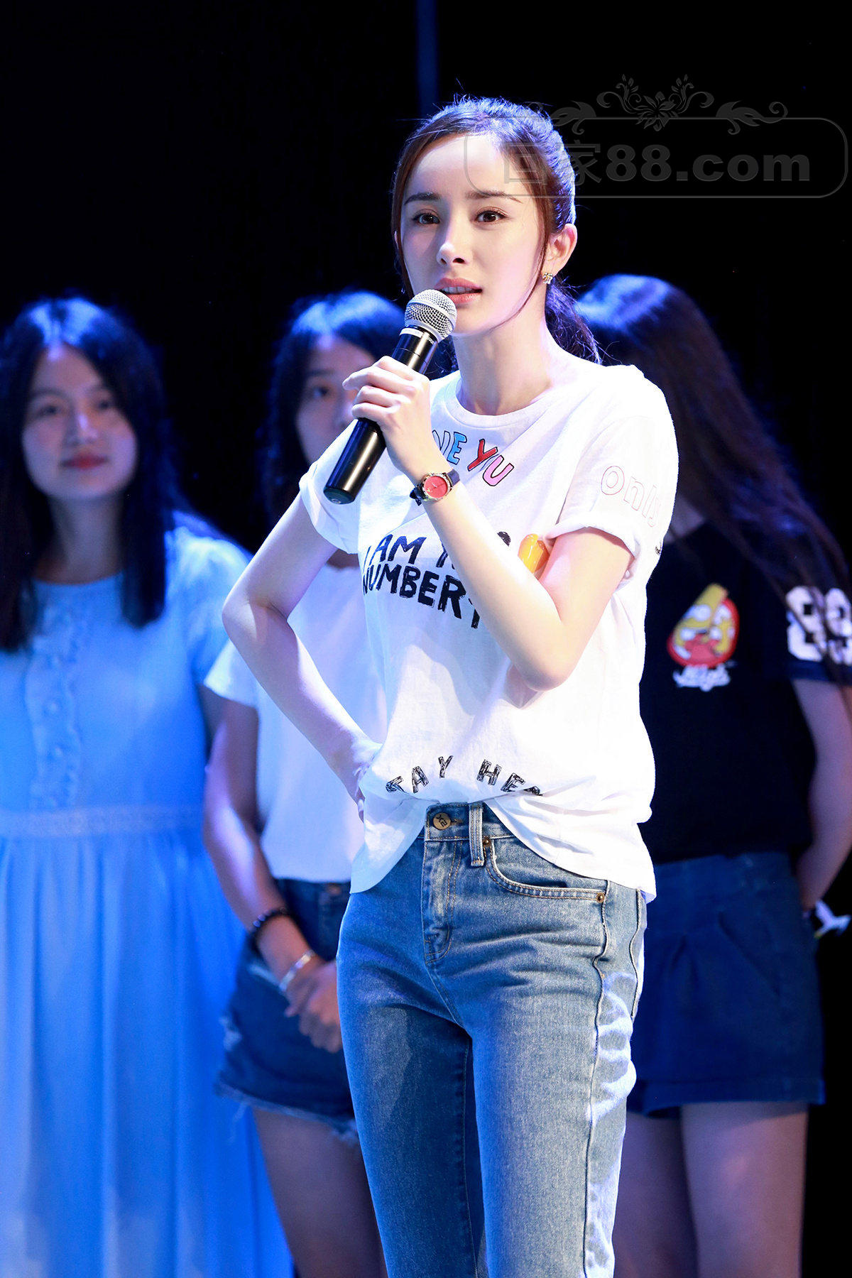 M7236746A11.jpg