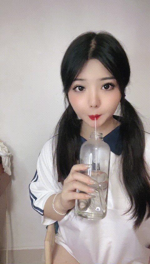 vlc_record_2023_05_24_00h30m03s_cx___p80_compressed.gif