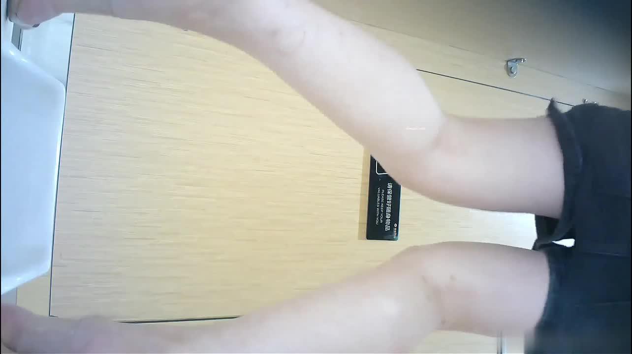 027-商城女厕全景TP❤️十几位高颜值小姐姐的粉嫩美鲍鱼_7_6.jpg