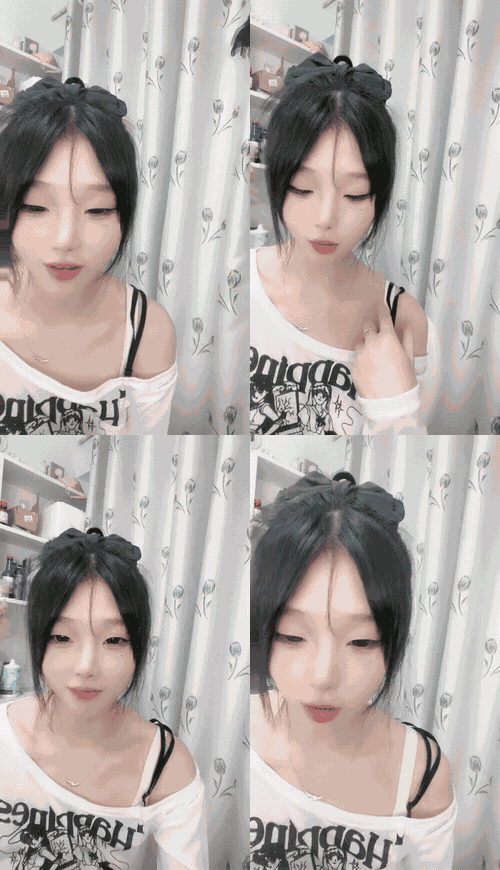 什么是生化母体_网恋c边被录屏_01_preview_1_compressed.gif