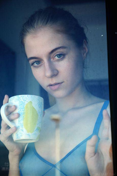 4173561_02.jpg