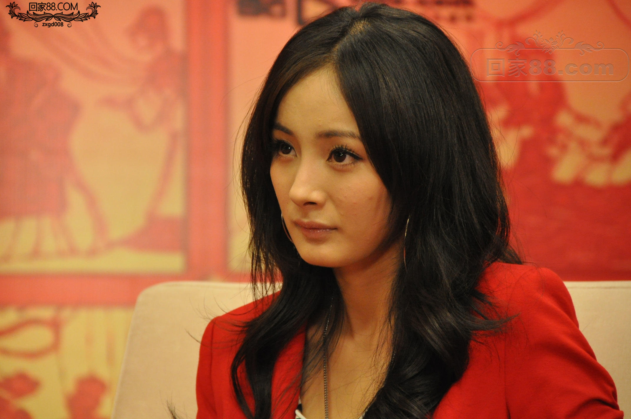 M7236529A02.jpg