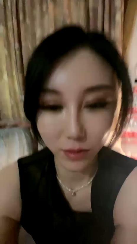 顶级御姐回归！很多网友在找的，仅有的一次[00_00_40][20240624-200854].jpg.jpg
