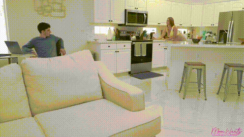 My Stepmoms Melons_p5.gif