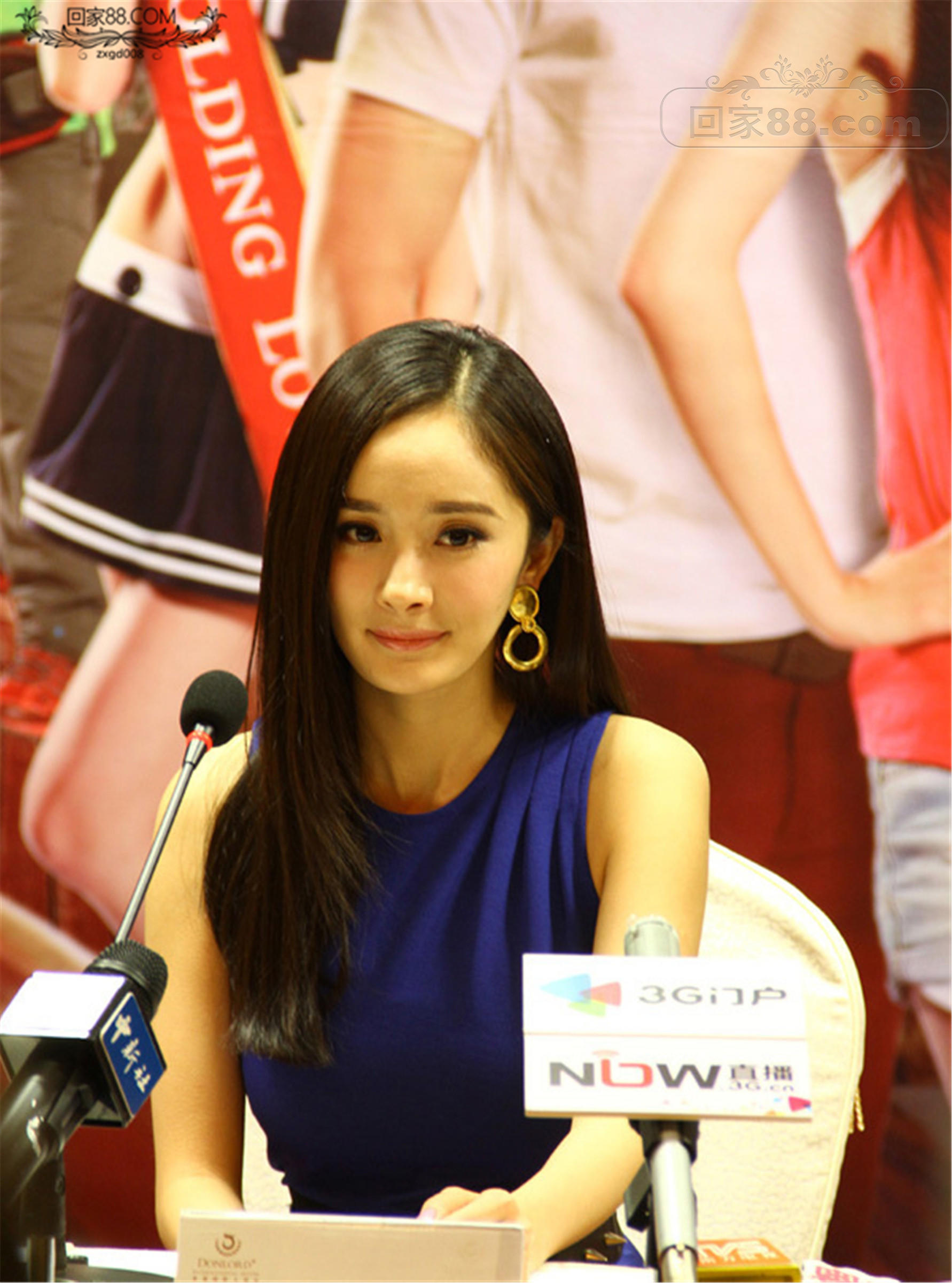 M7236499A02.jpg
