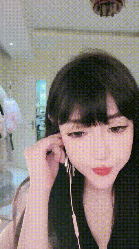 【花花】网红脸反差女神，妩媚妖娆，全裸热舞，道具自慰_3_p5 (2).gif.gif
