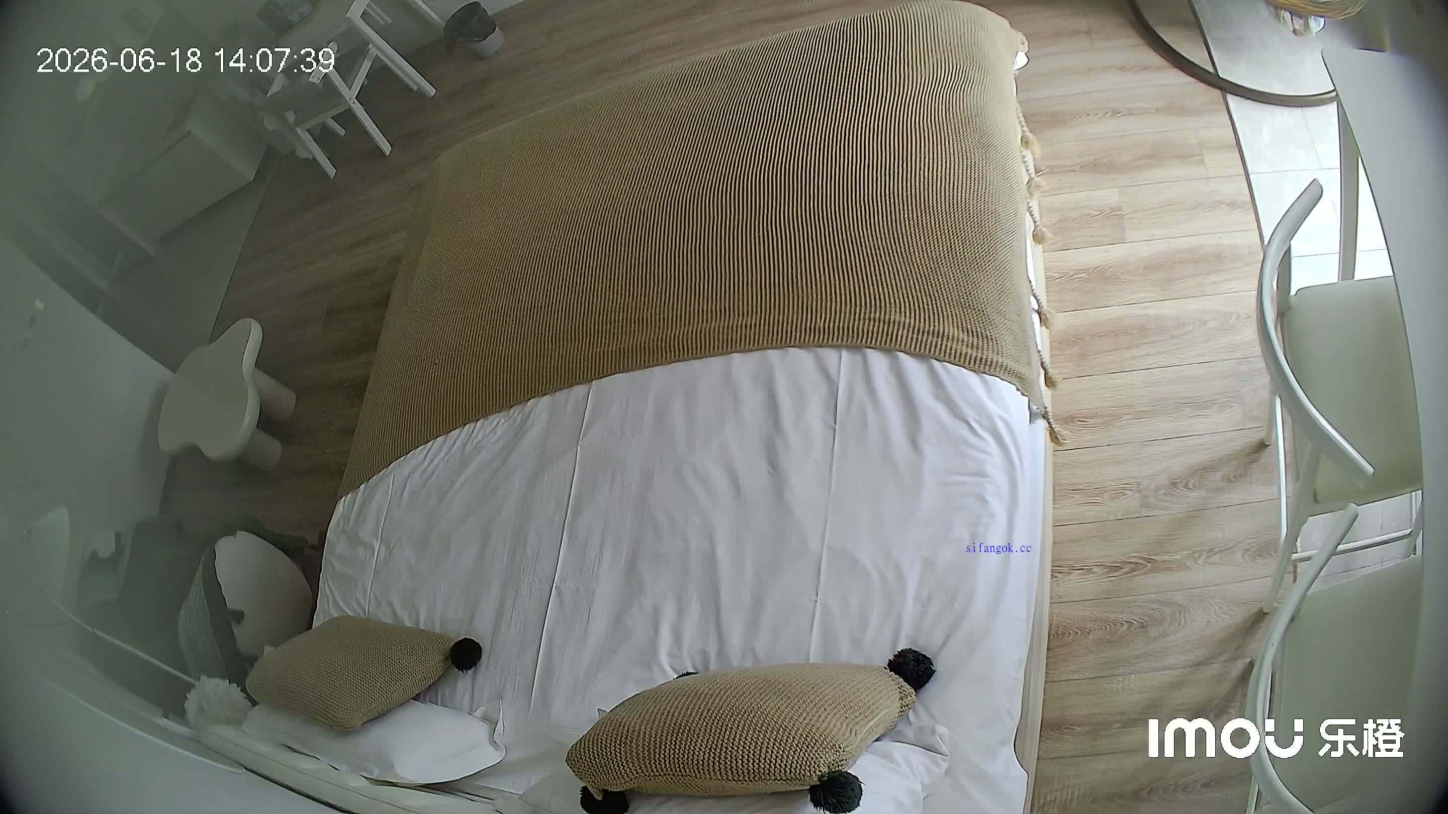 01.jpg