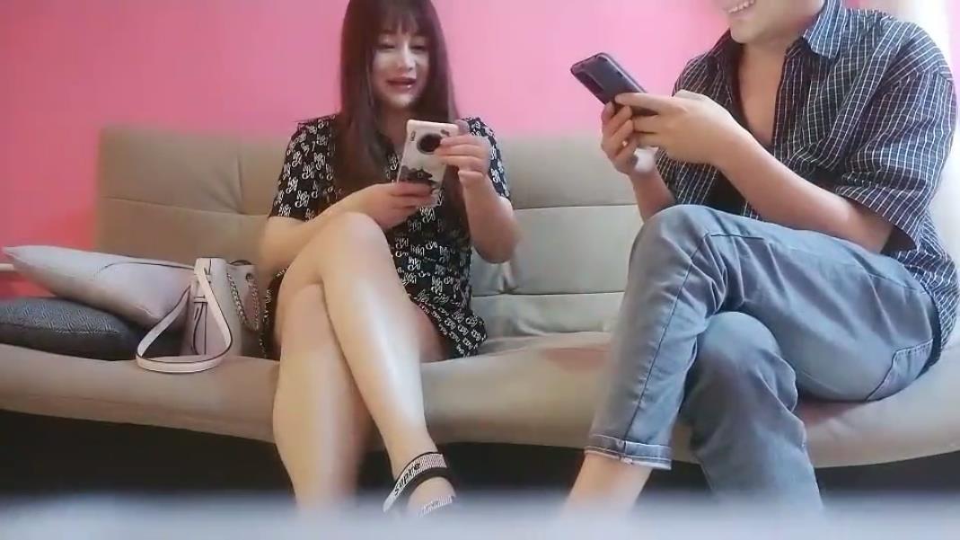 探花老哥重金约炮身材丰满的性感骚妇[00_10_48][20240703-102746].jpg