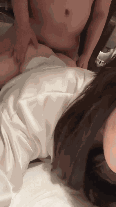 43a897aec372780ad_compressed.gif
