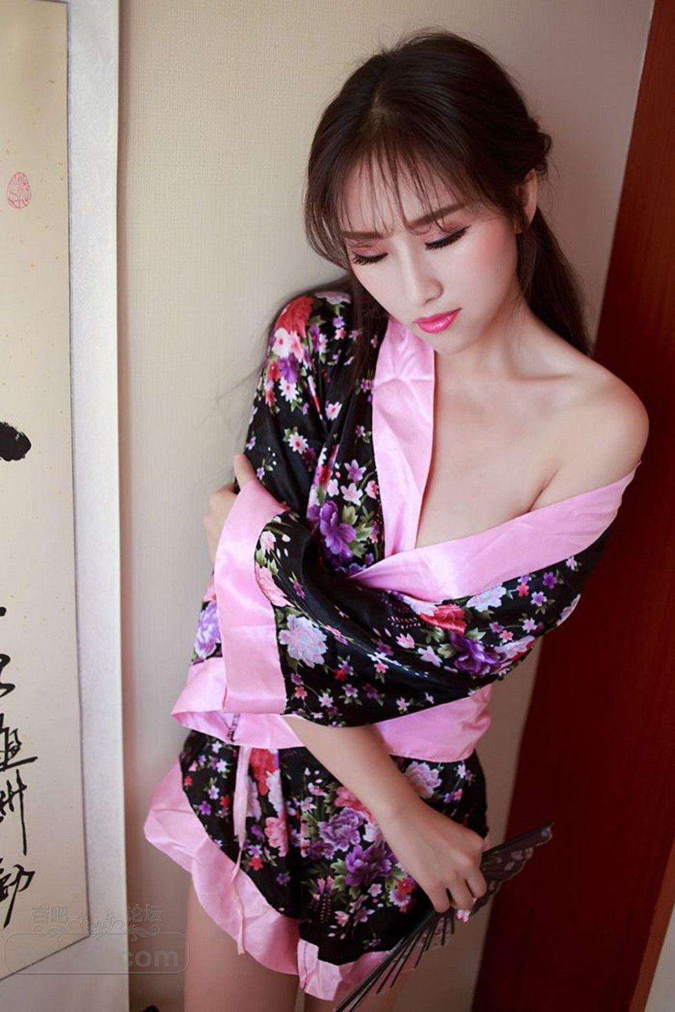 F2121247432.jpg