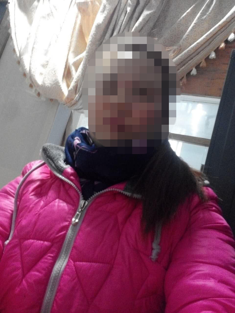 内心有点小女孩.jpg