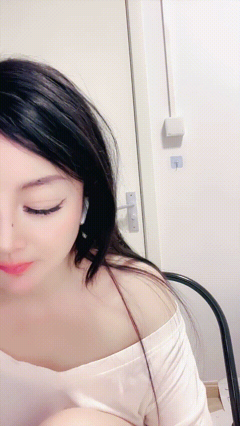 辰沐_诗允在努力_20260203_022814_p20_compressed.gif