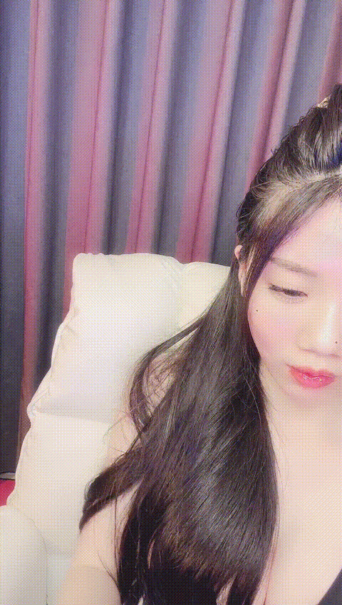 #尤尤Sss_____p60_compressed.gif