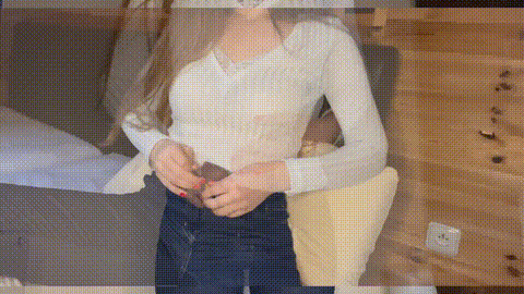 Morning masturbation before going to work_p20.gif