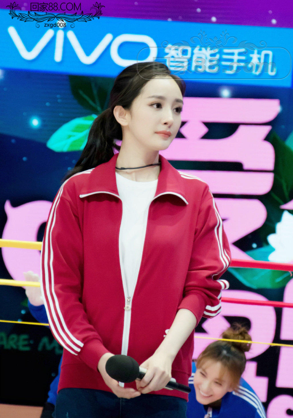 M7236589A01.jpg