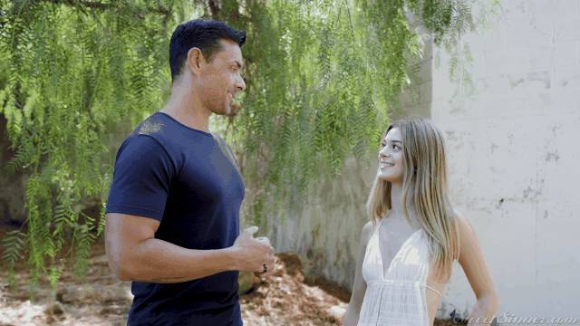 Her Best Friend’s Dad - Scene 1 - Daddys Friend_start83s_1s.jpg