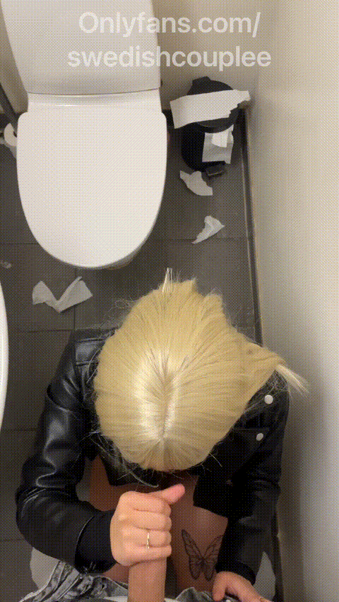 Blonde girl fucked loud in public bathroom_p20.gif