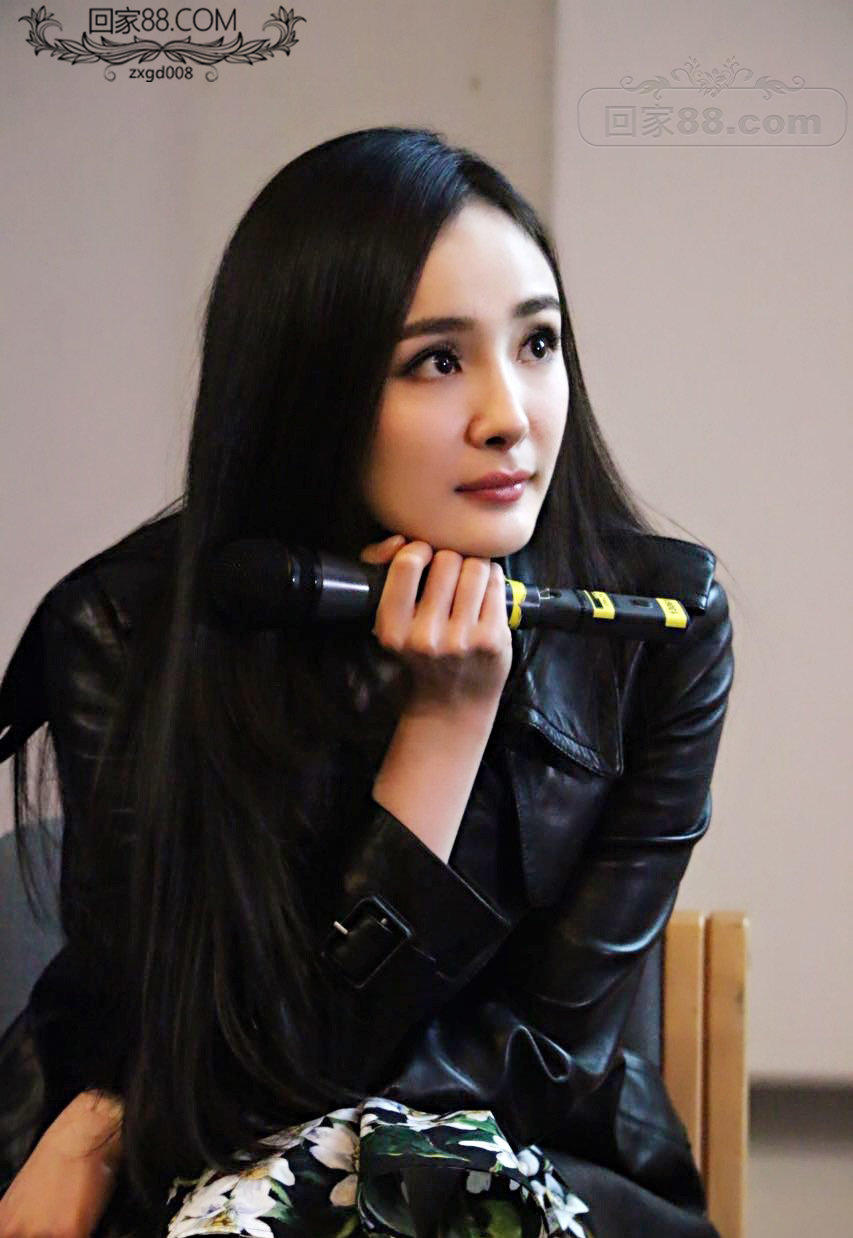 M7236572A02.jpg