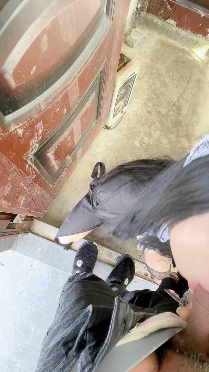 下载 (2).jpg
