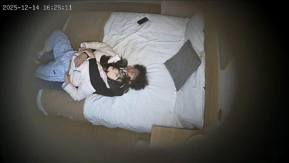 QQ64.12.14-12202515194208-120.jpg