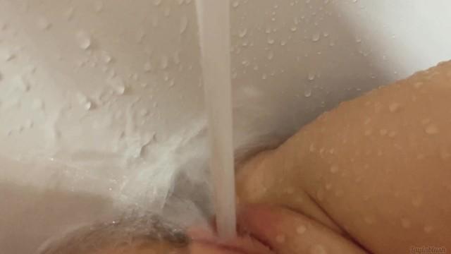 First time trying to masturbate with water jet.jpg