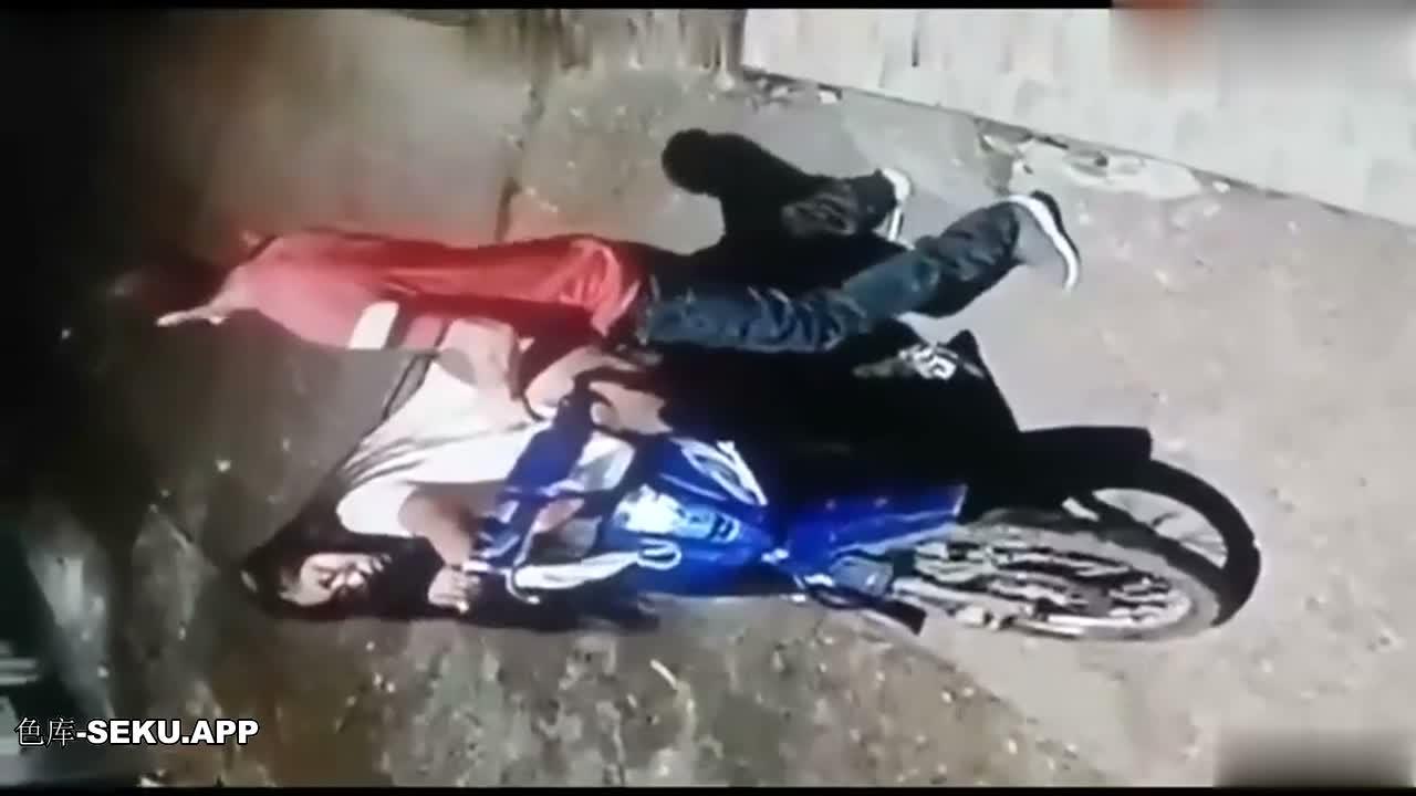 01.jpg