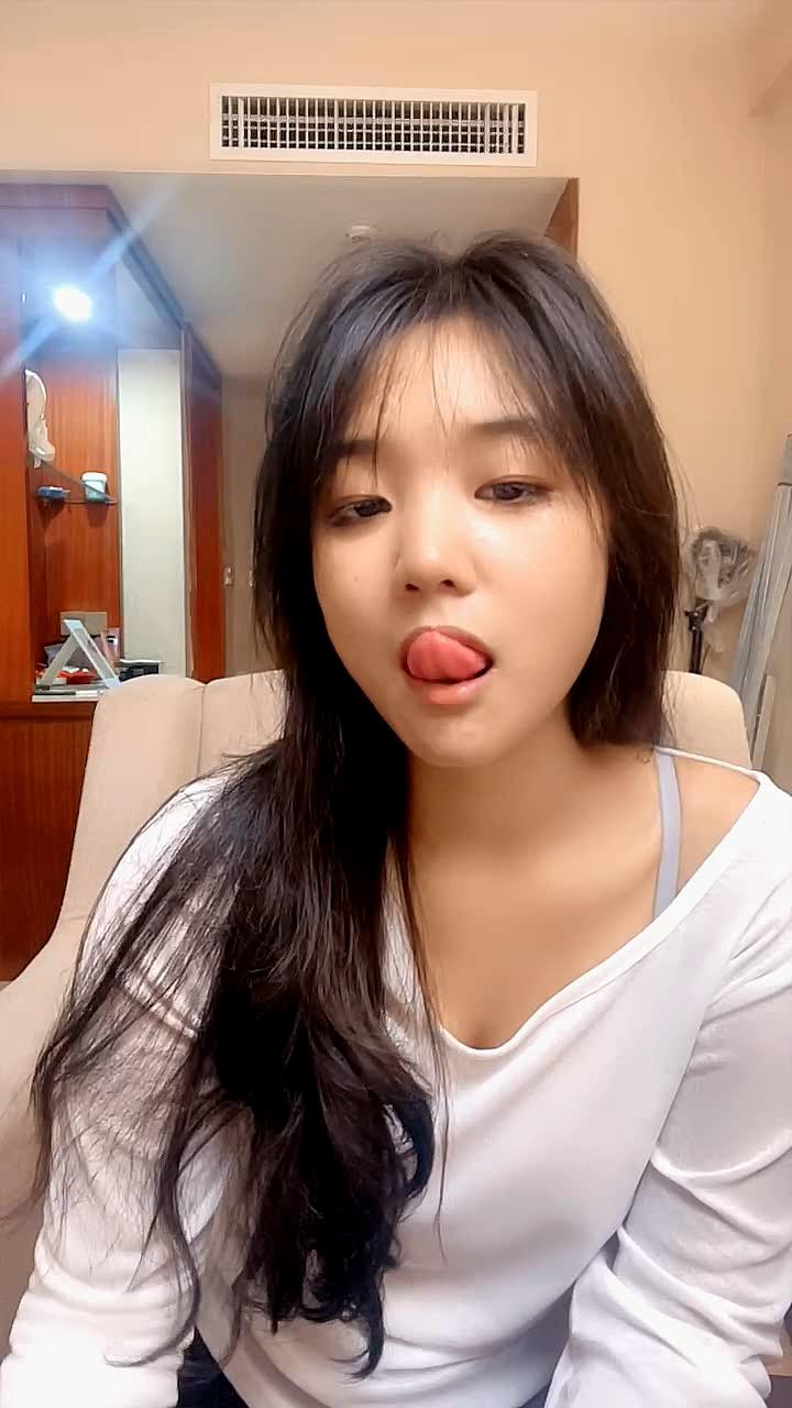 蜜桃 姐妹20260909_180502.mkv_20260910_113846.240.jpg