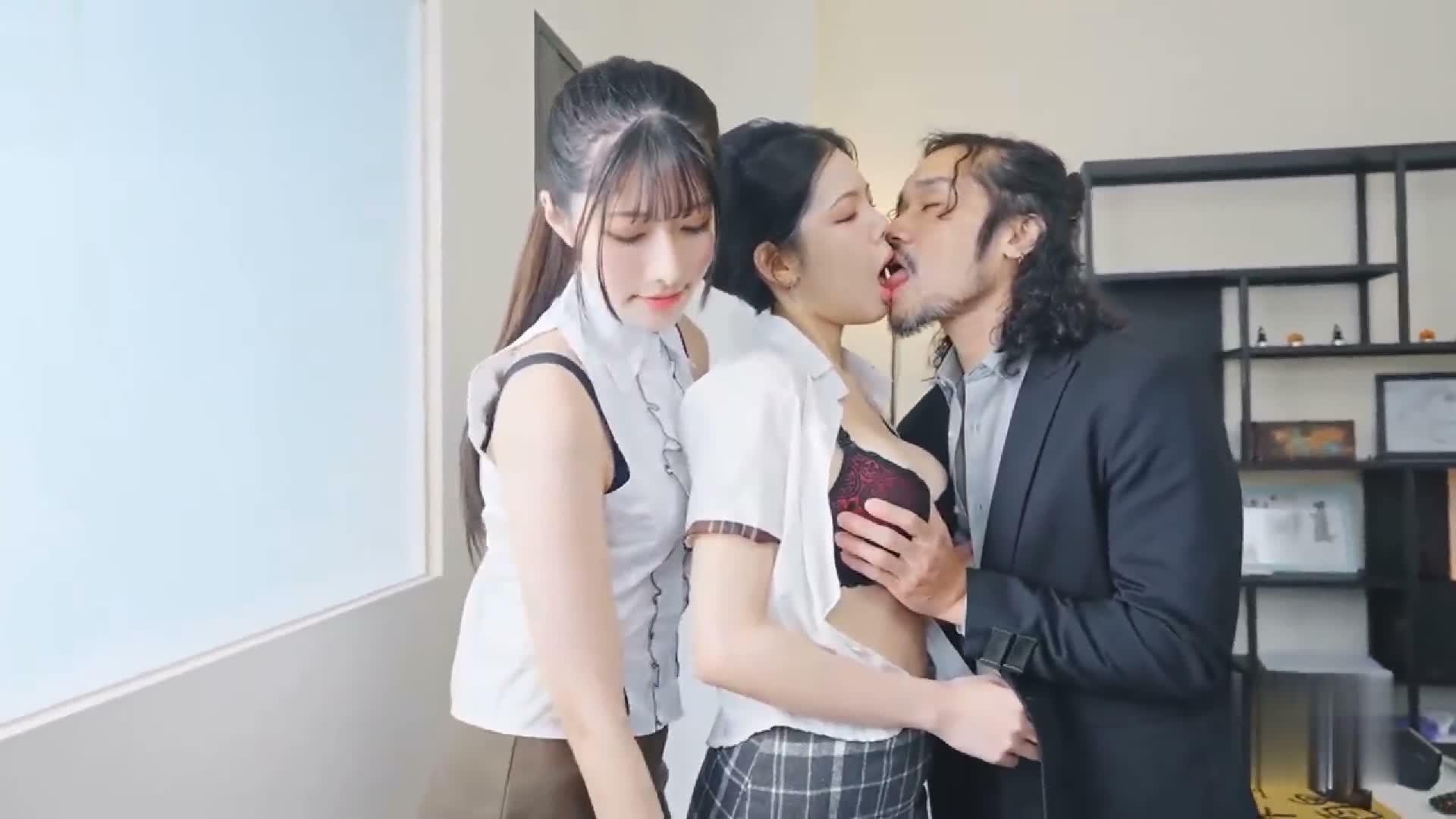 03.jpg