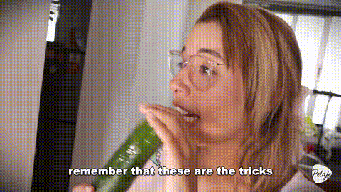 The maid fucks the vegetables. She cums in the kitchen._p40_compressed.gif