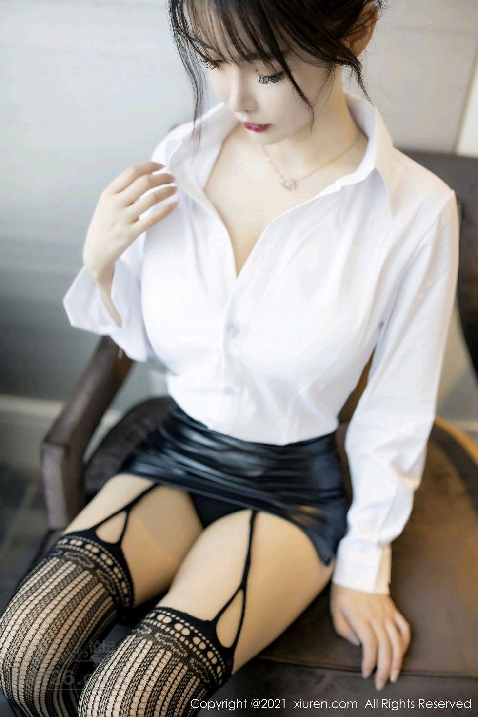 4B185255714.jpg