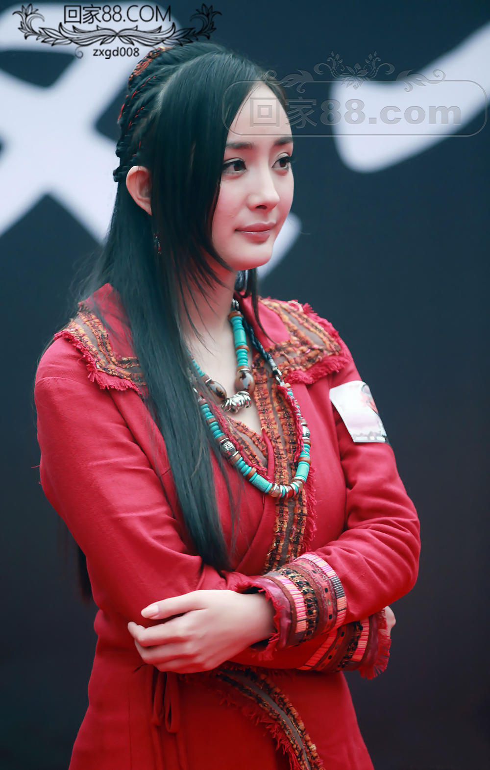 M7236458A02.jpg