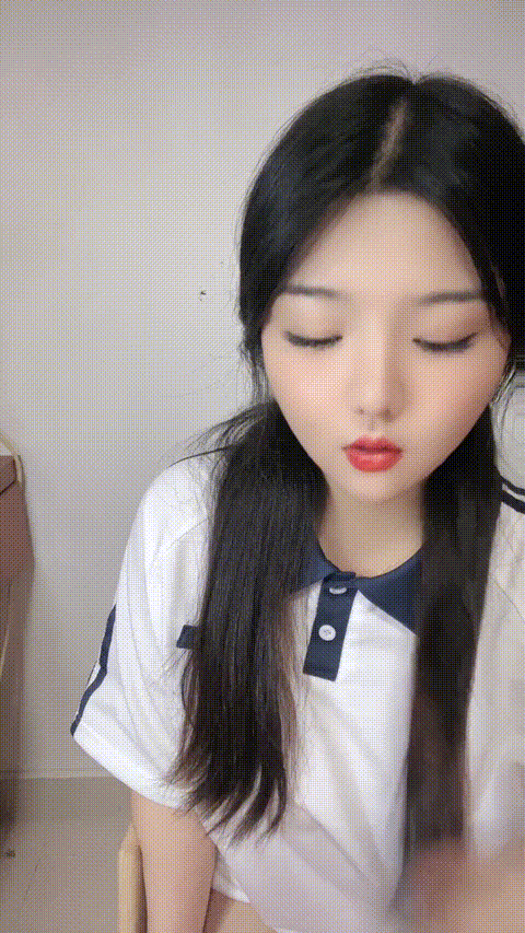 vlc_record_2023_05_23_00h06m33s_cx___p40_compressed.gif
