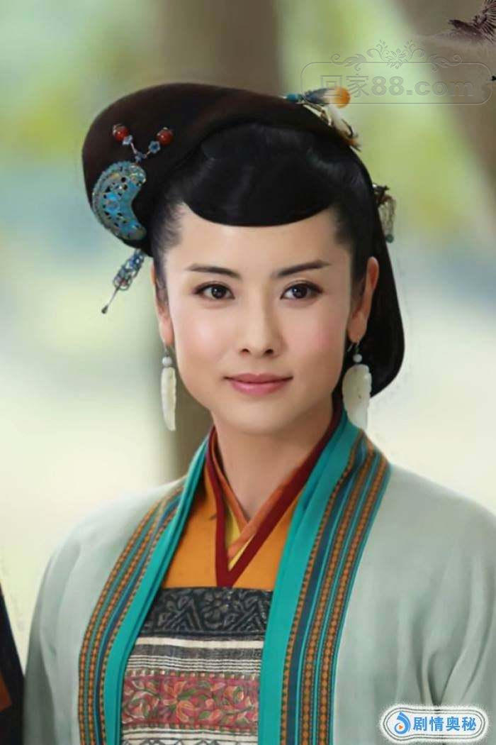 杨明娜 .jpg